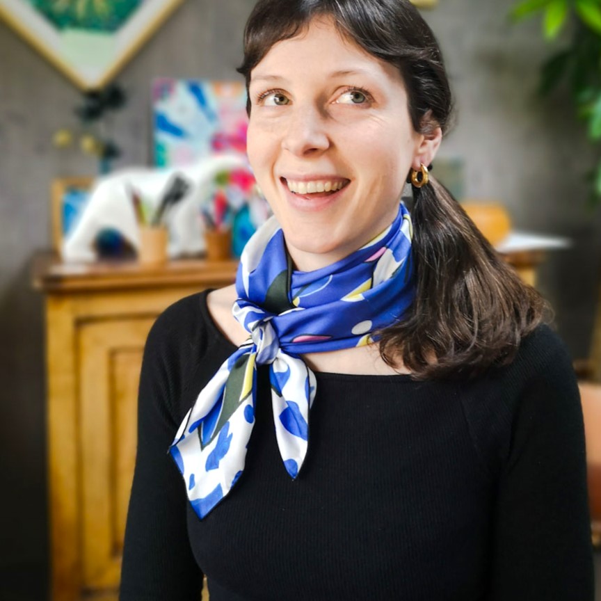 comment nouer grand carré de soie